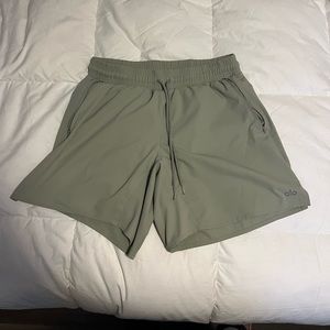 All Yoga 7” Rip Stop shorts Limestone